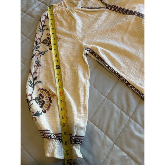 Lucky Brand Boho Peasant Top M White Embroidered Floral Long Sleeve Tunic Blouse - Picture 5 of 10